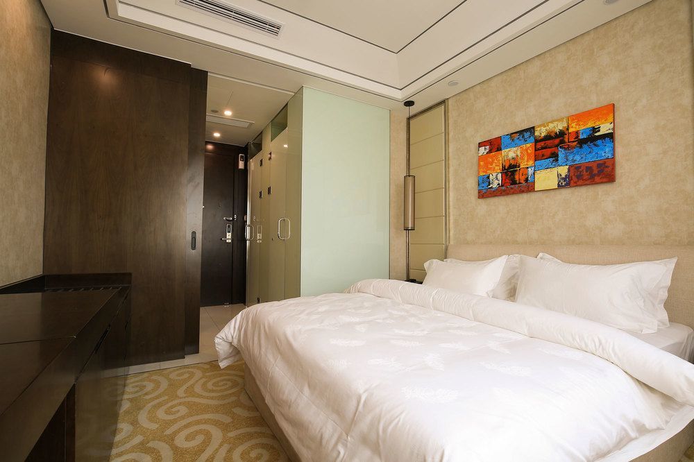 Crown Crystal Hotel Shanghai Extérieur photo